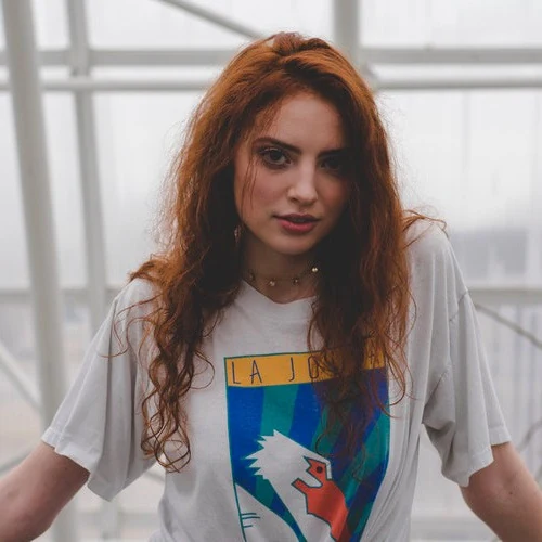Art tee, front print